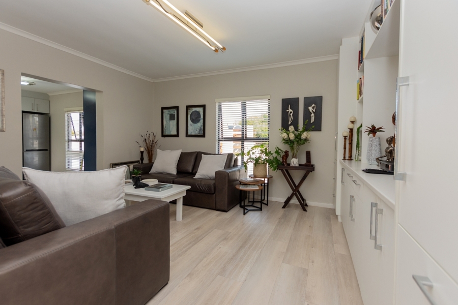 9 Bedroom Property for Sale in Olifantskop Western Cape